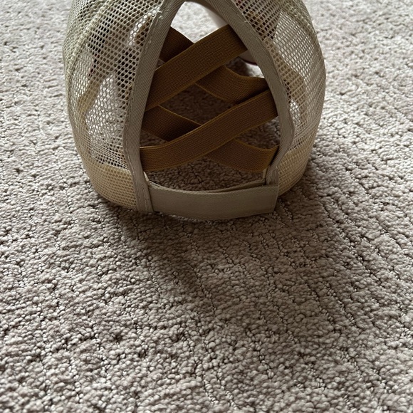 Ponytail Hats new - Picture 3 of 3